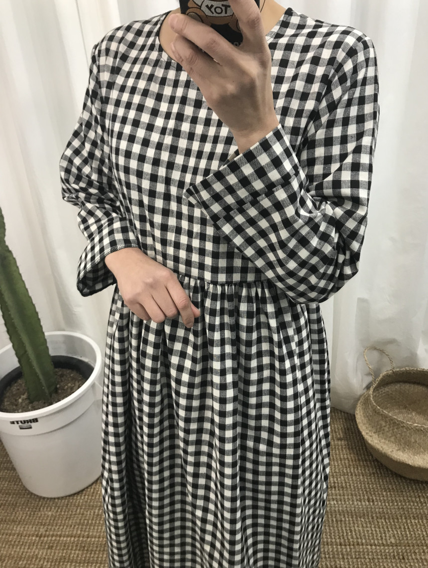Flare check dress