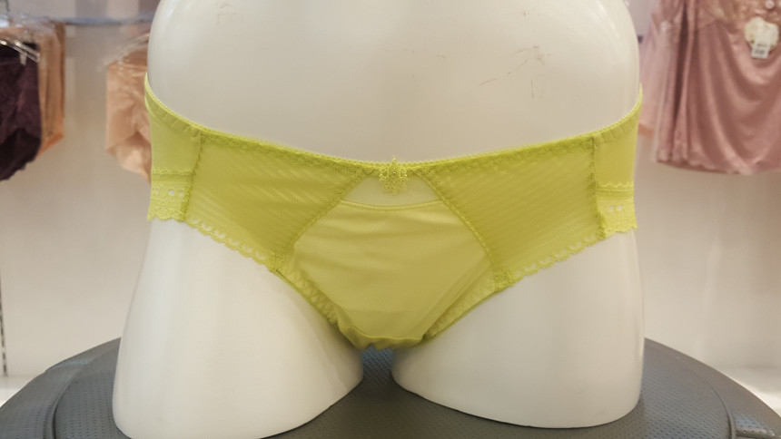 Venus 2017 S Advertising Double Wing Bra Set Panti