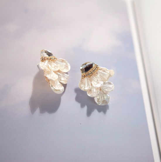 Freshwater pearl wedding earrings silver fancy fem