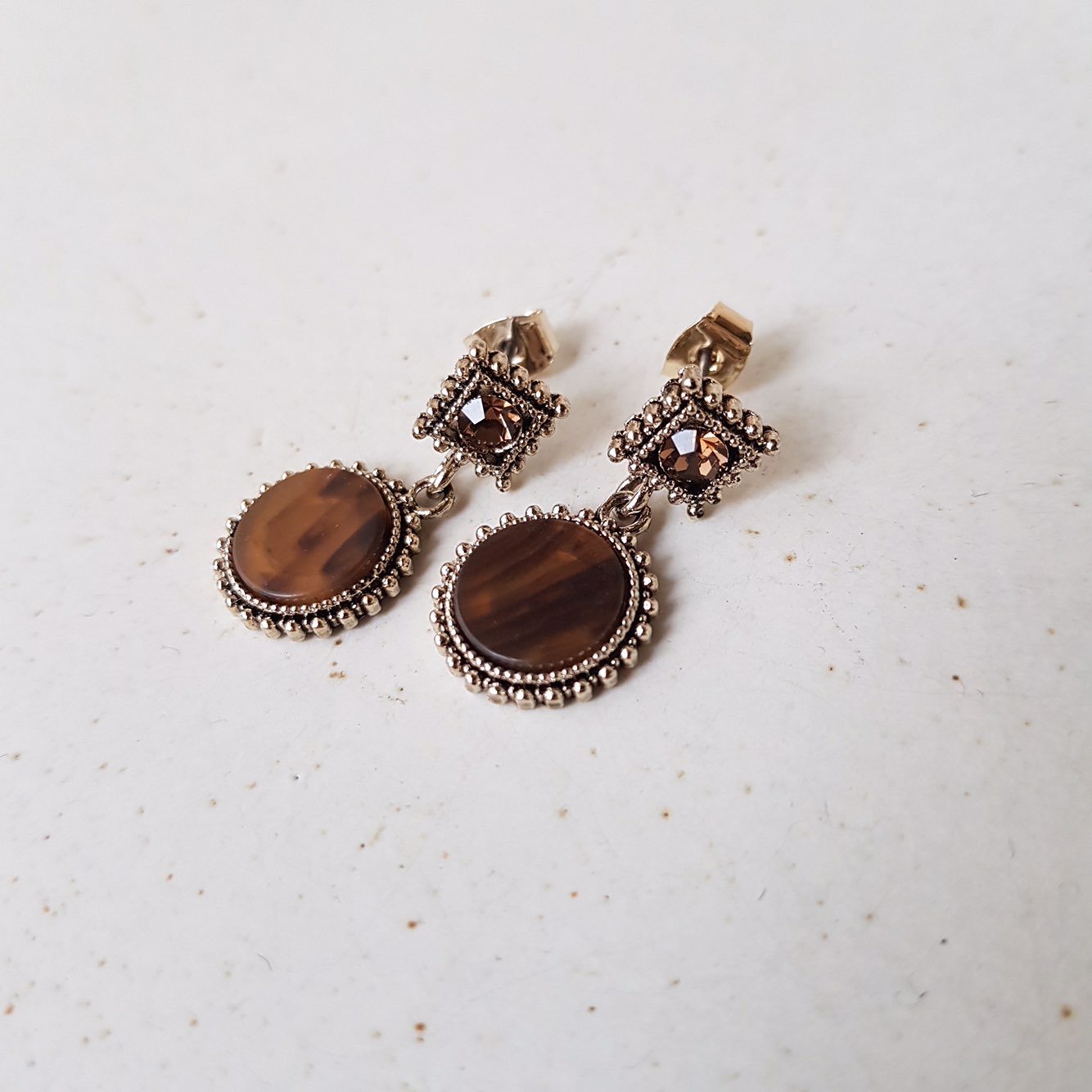 Loose stone petite drop earrings 3color Antique Mi