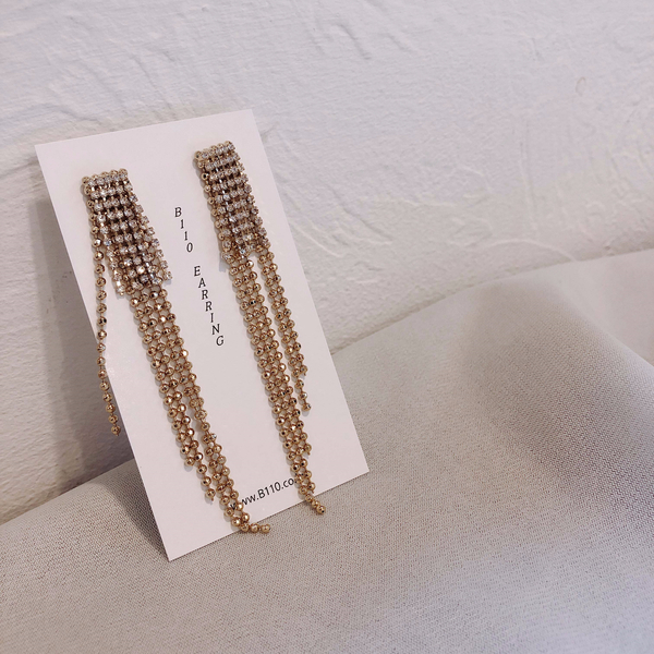 Blanche Bold Long Drop Earrings 2color Unusual Spe