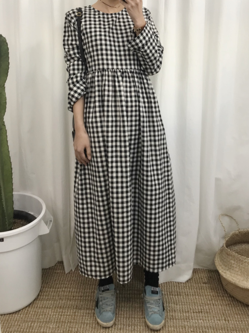 Flare check dress