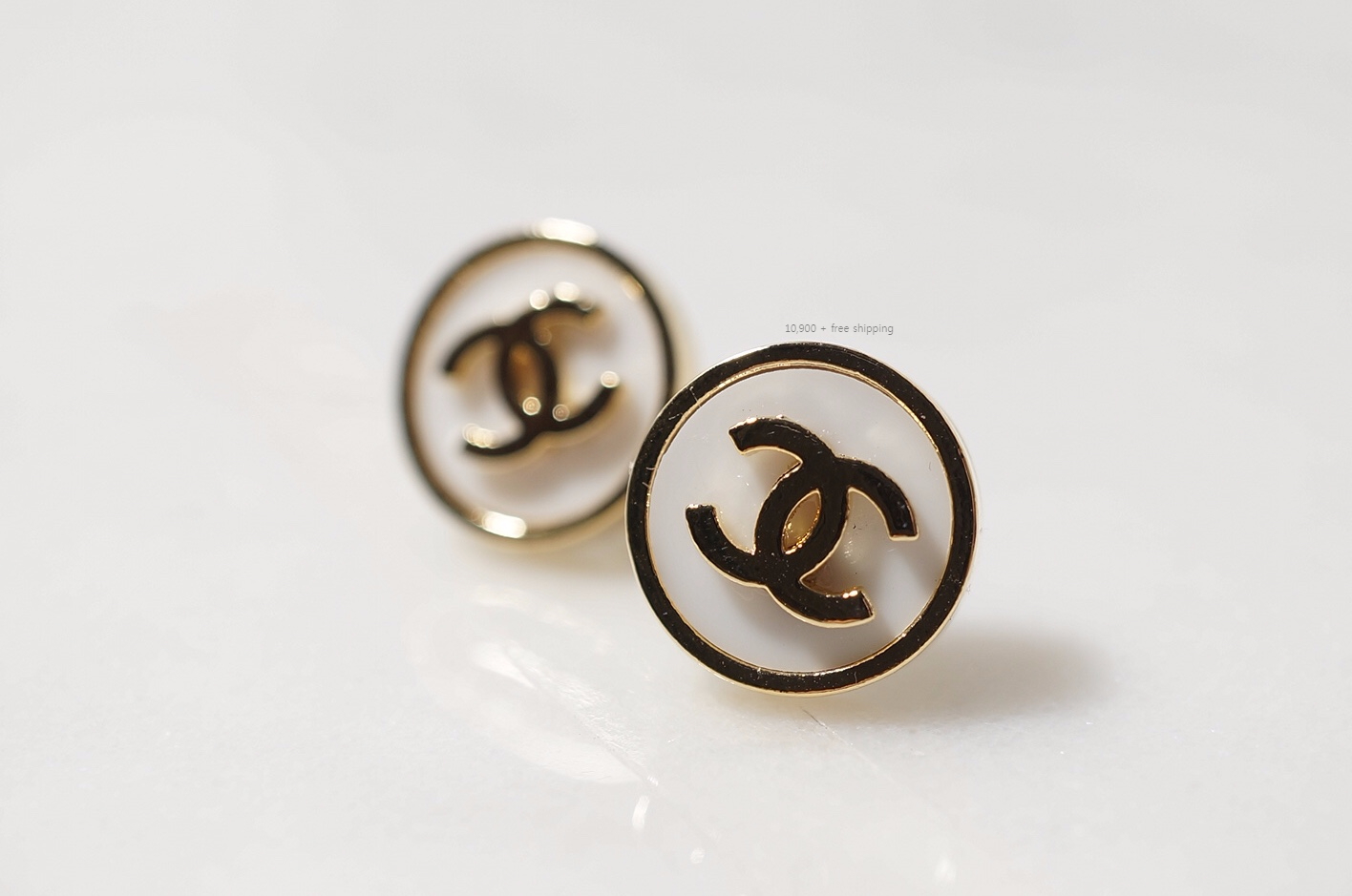 Round Base Logo CC Coco Earring feline Artificial 