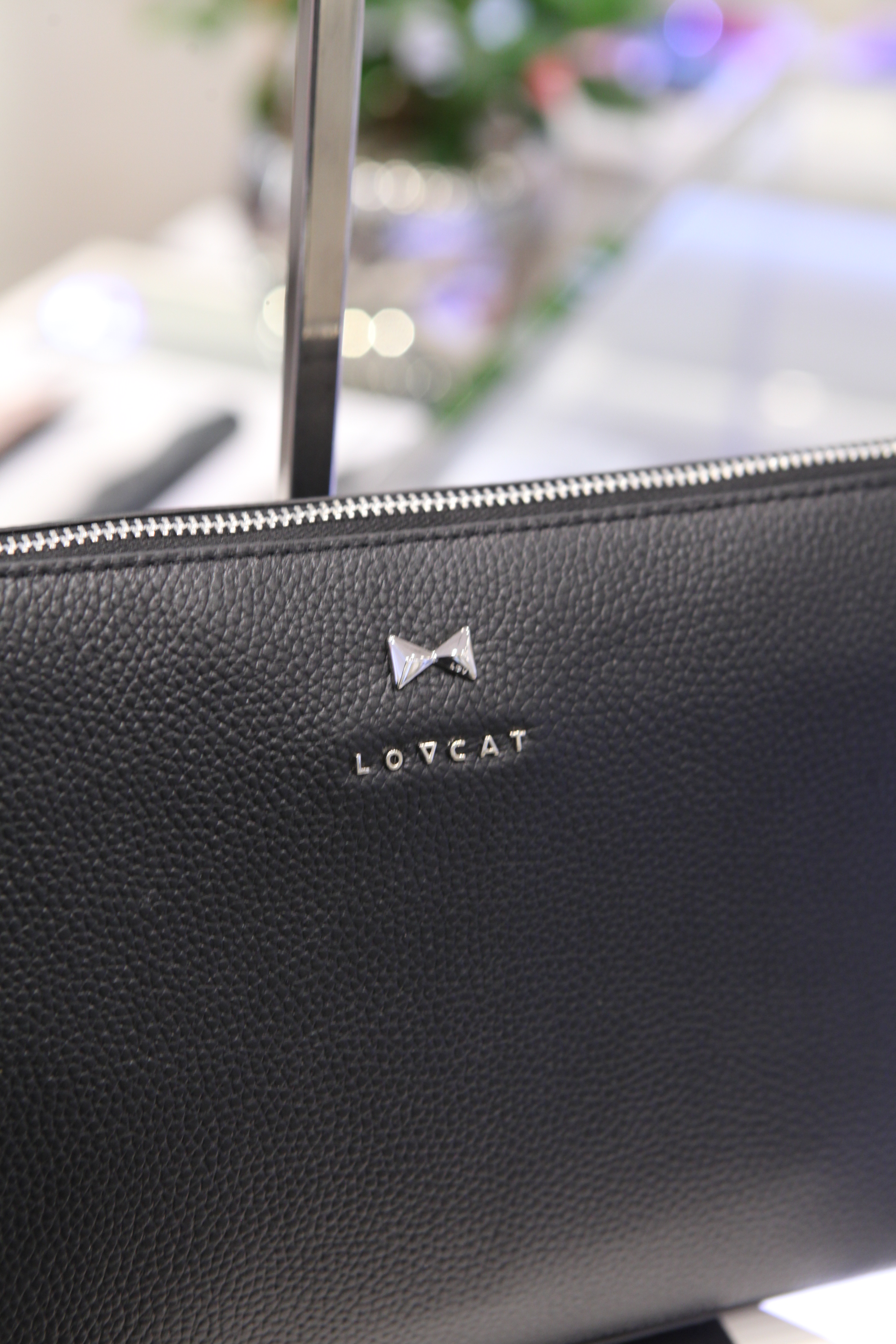 <b><p>Love Cat O Basic 5 Shoulder LHS2S923BL</p></b><b><p>ロブケトOベーシック5ショルダーバッグLHS2S923BL</p></b><br /><br /><p align='center'>