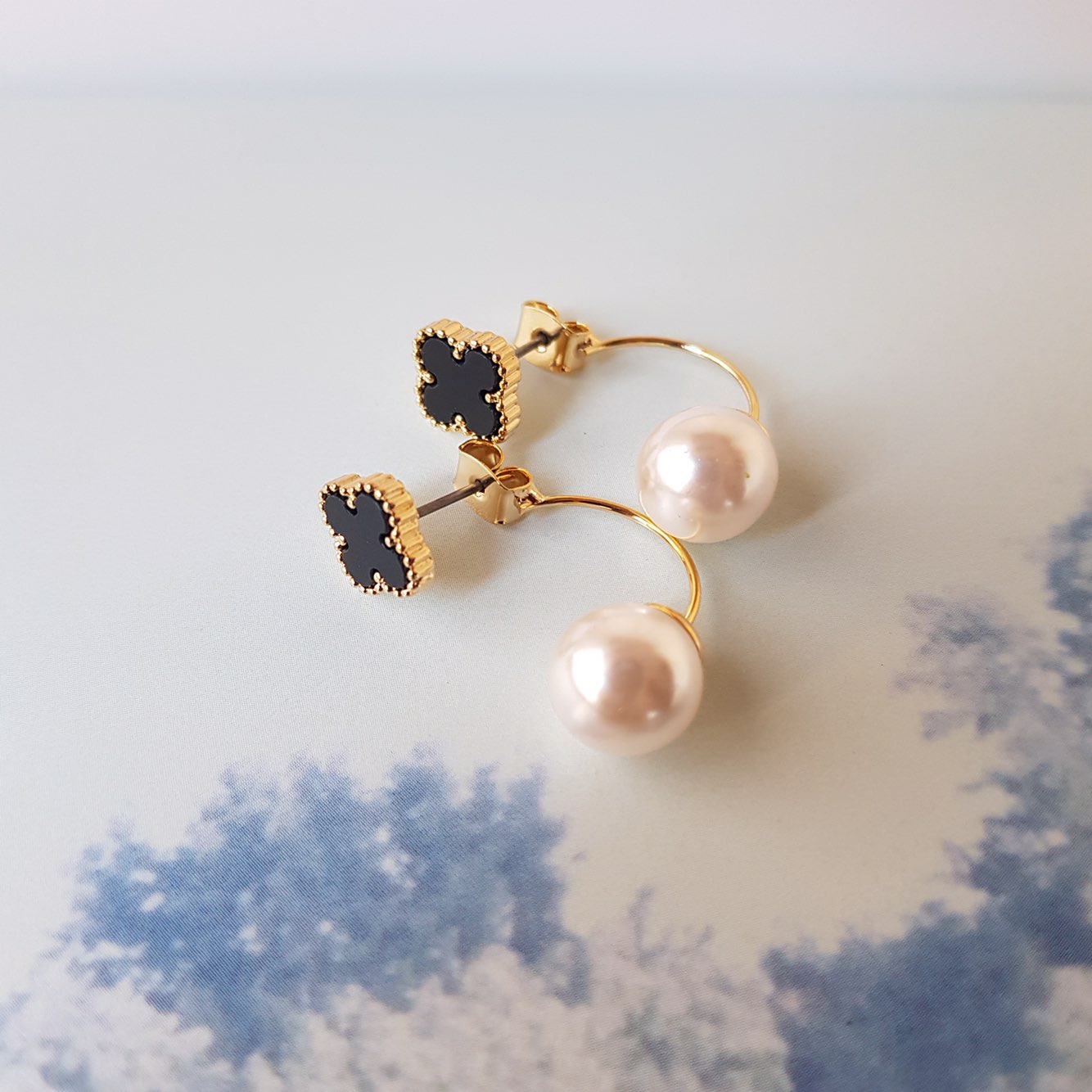 Blooth's Mother-of-Pearl Pearl Two-way Drop Ear