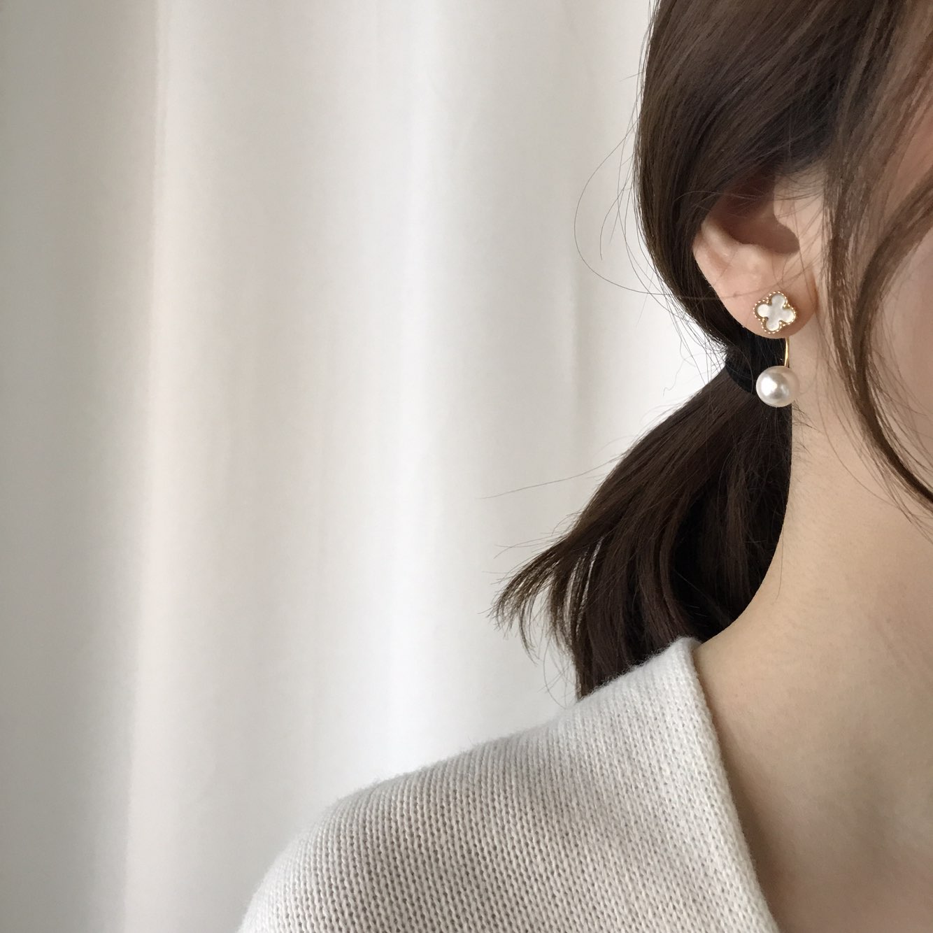 Blooth's Mother-of-Pearl Pearl Two-way Drop Ear