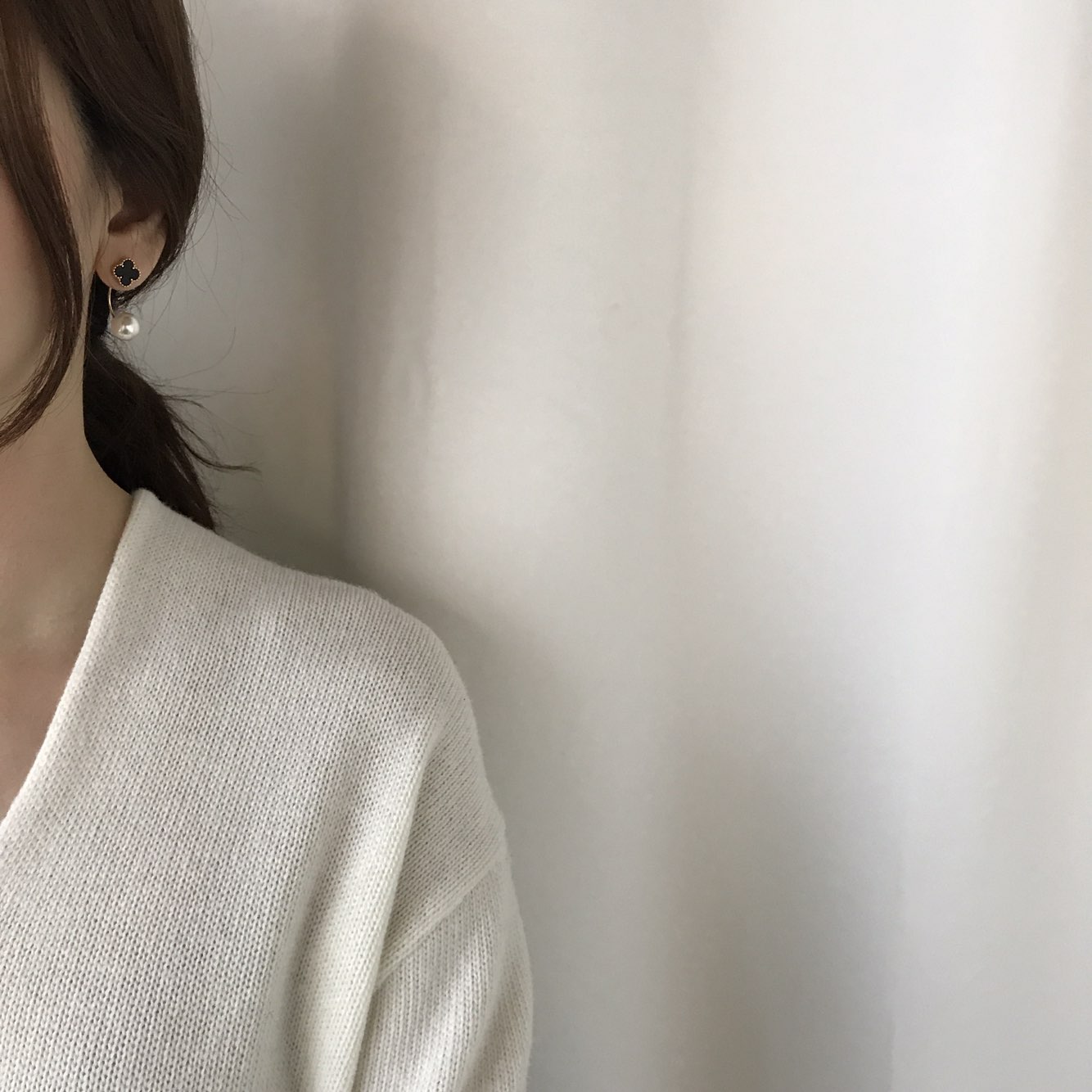 Blooth's Mother-of-Pearl Pearl Two-way Drop Ear