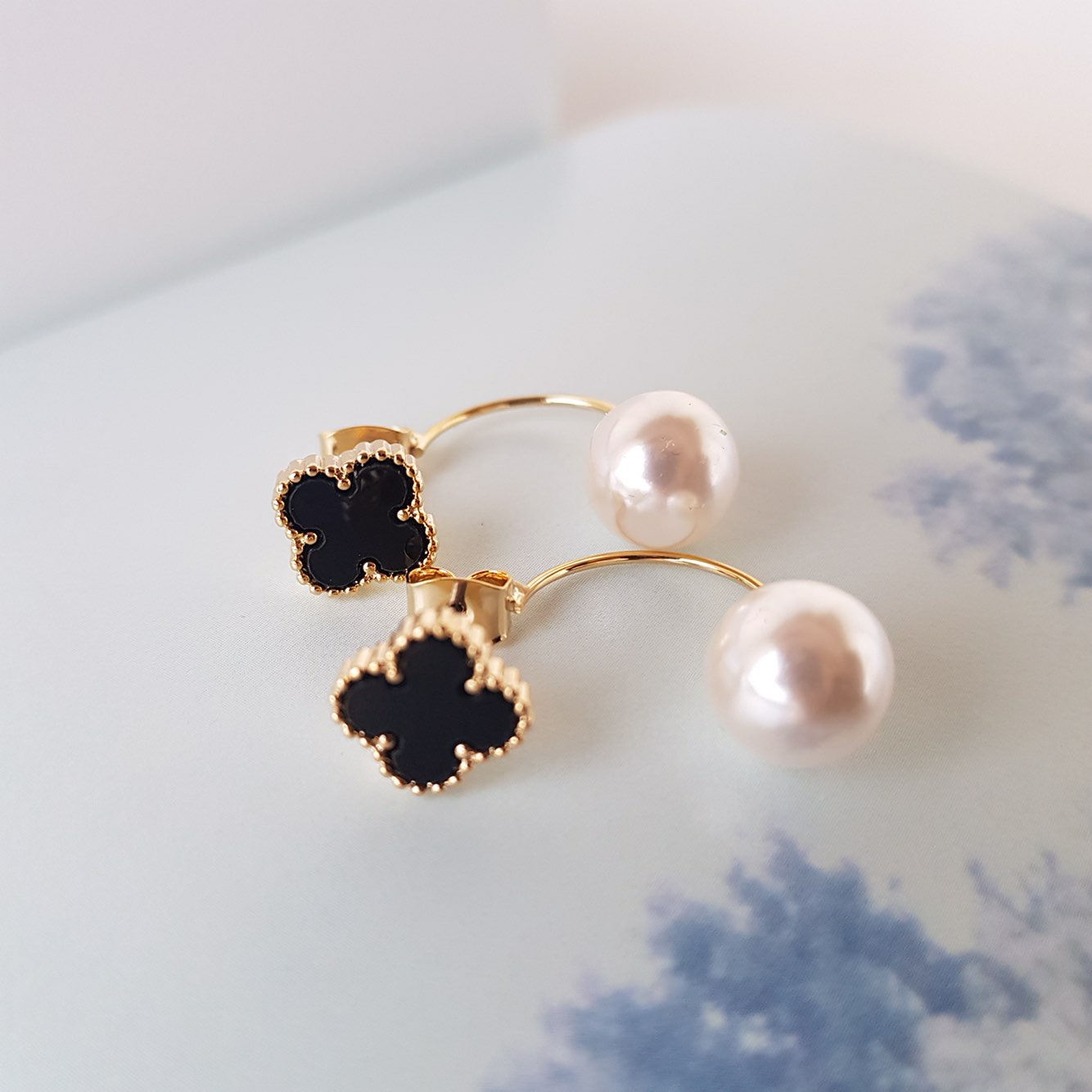 Blooth's Mother-of-Pearl Pearl Two-way Drop Ear