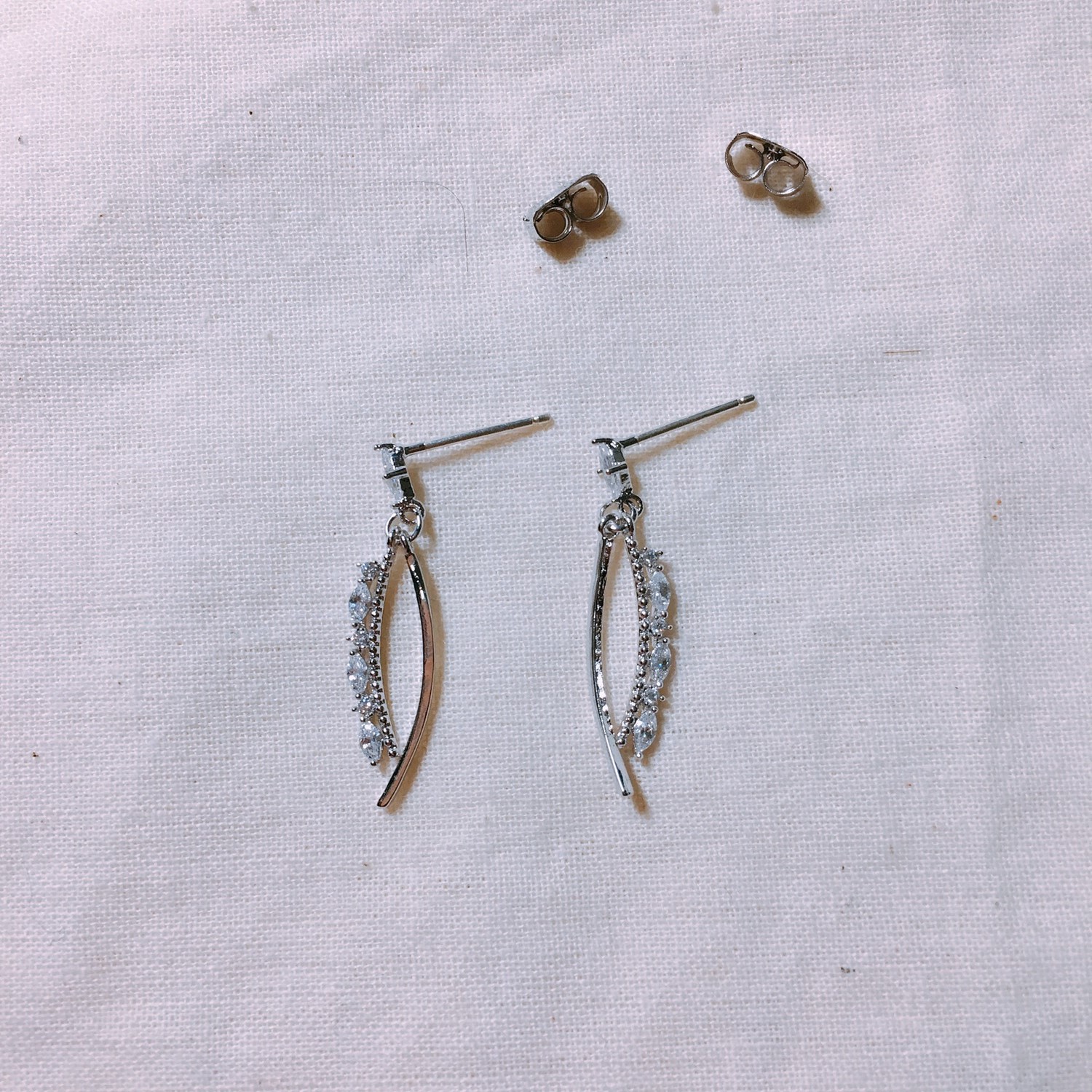 Luche Dia Earrings 2color LKJ0986 Women charming g