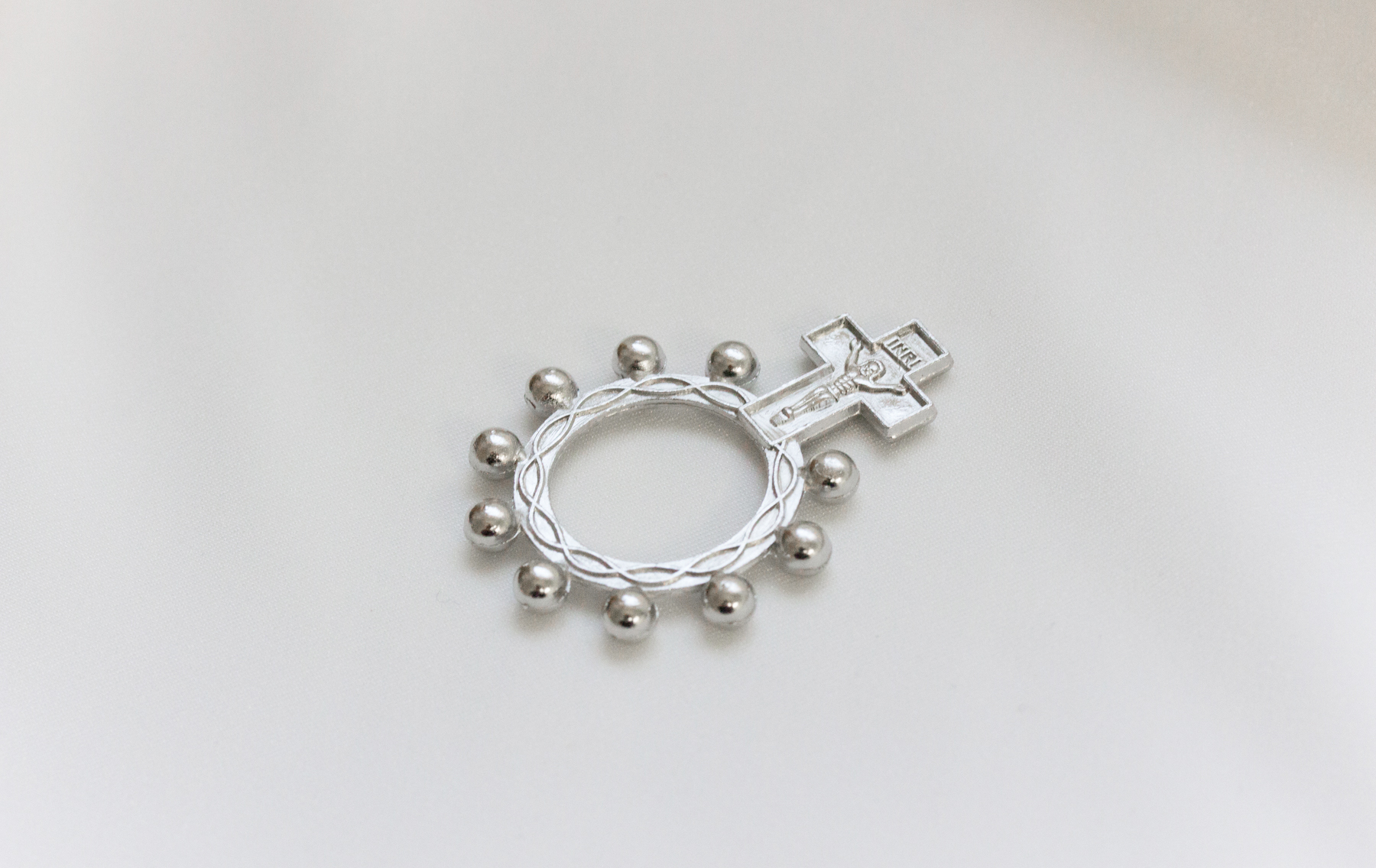 Christmas Edition Round 1 Rosary Cathedral Ring Gi