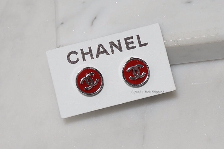 Round Base Logo CC Coco Earring feline Artificial 