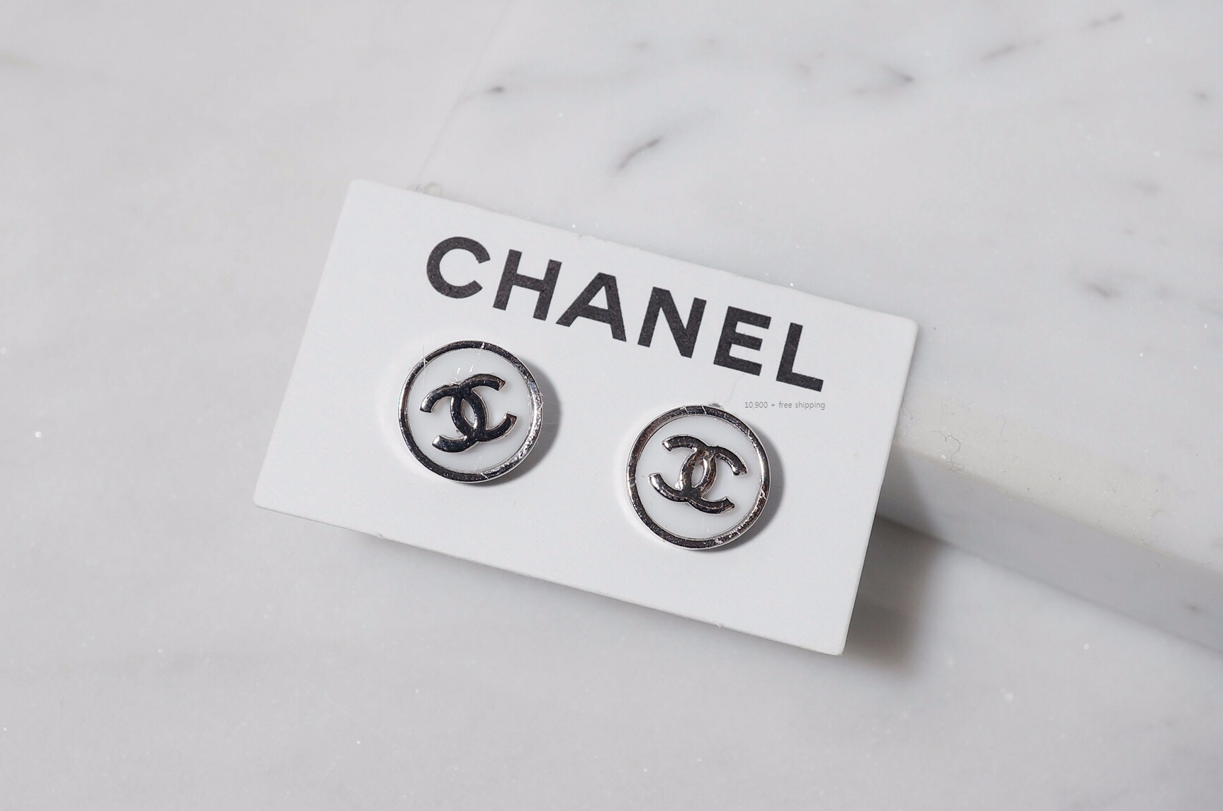 Round Base Logo CC Coco Earring feline Artificial 