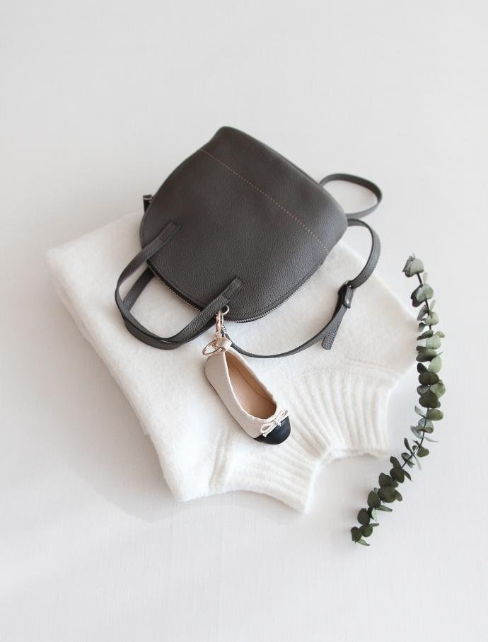 Flat keyring Simple accessory Feminine style Uniqu