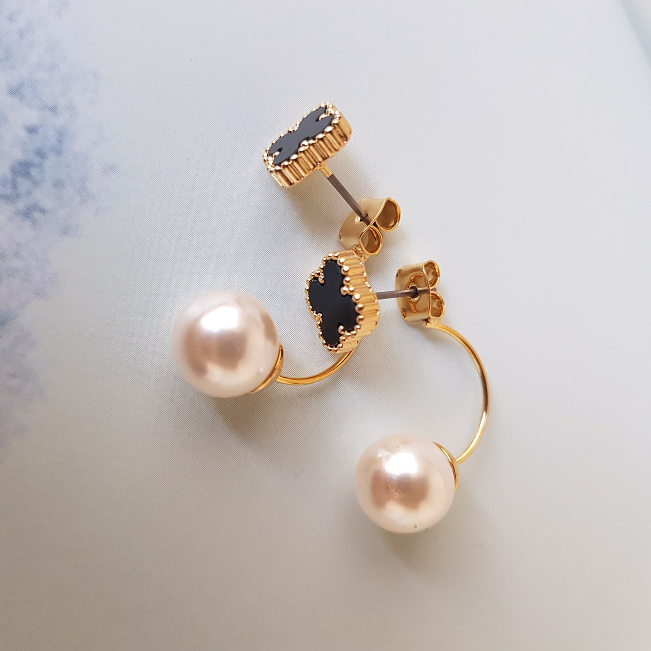 Blooth's Mother-of-Pearl Pearl Two-way Drop Ear