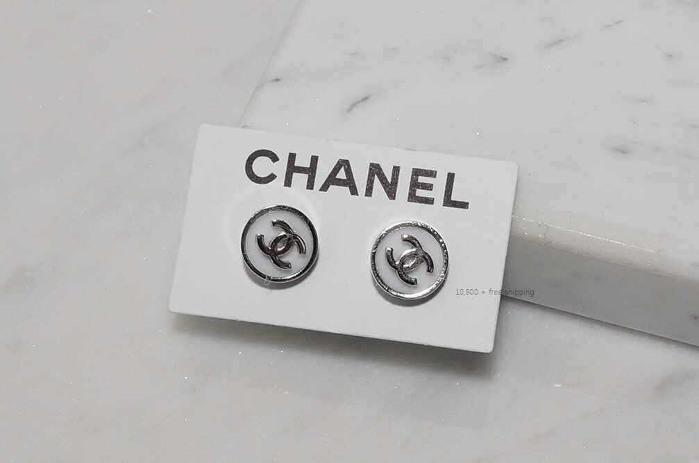 Round Base Logo CC Coco Earring feline Artificial 