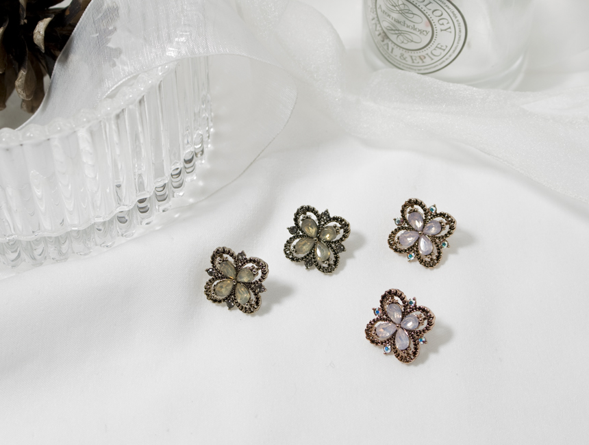 Glam Jewel Bold Drop Earrings Antique Winter Party