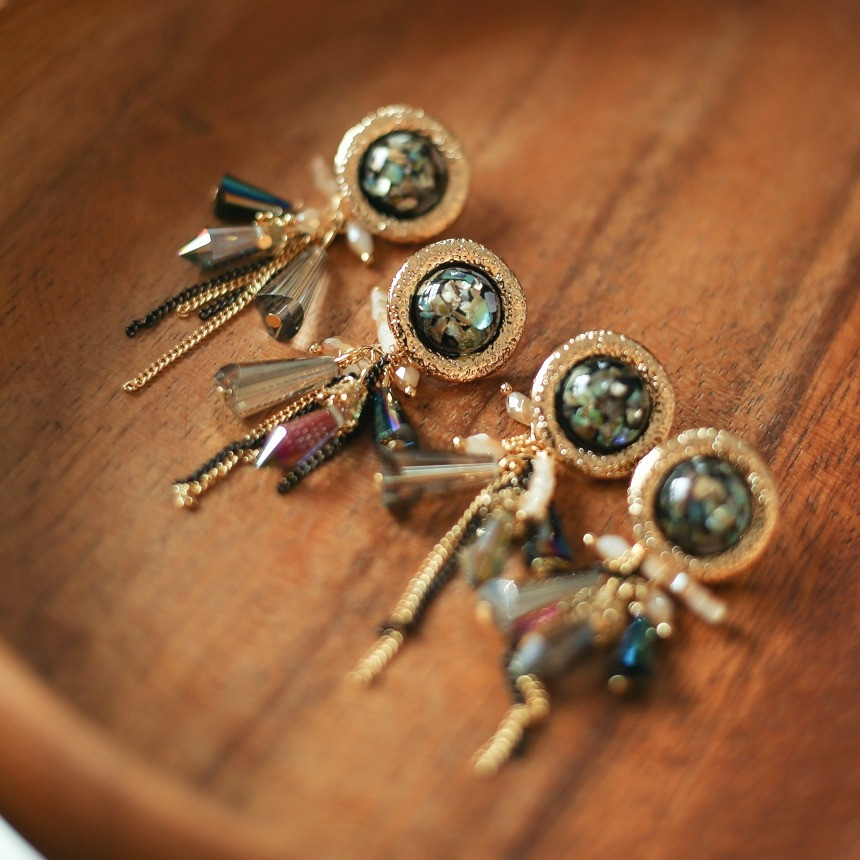 Bronze Mother-of-Pearl Ball Beads Earrings Vivid U