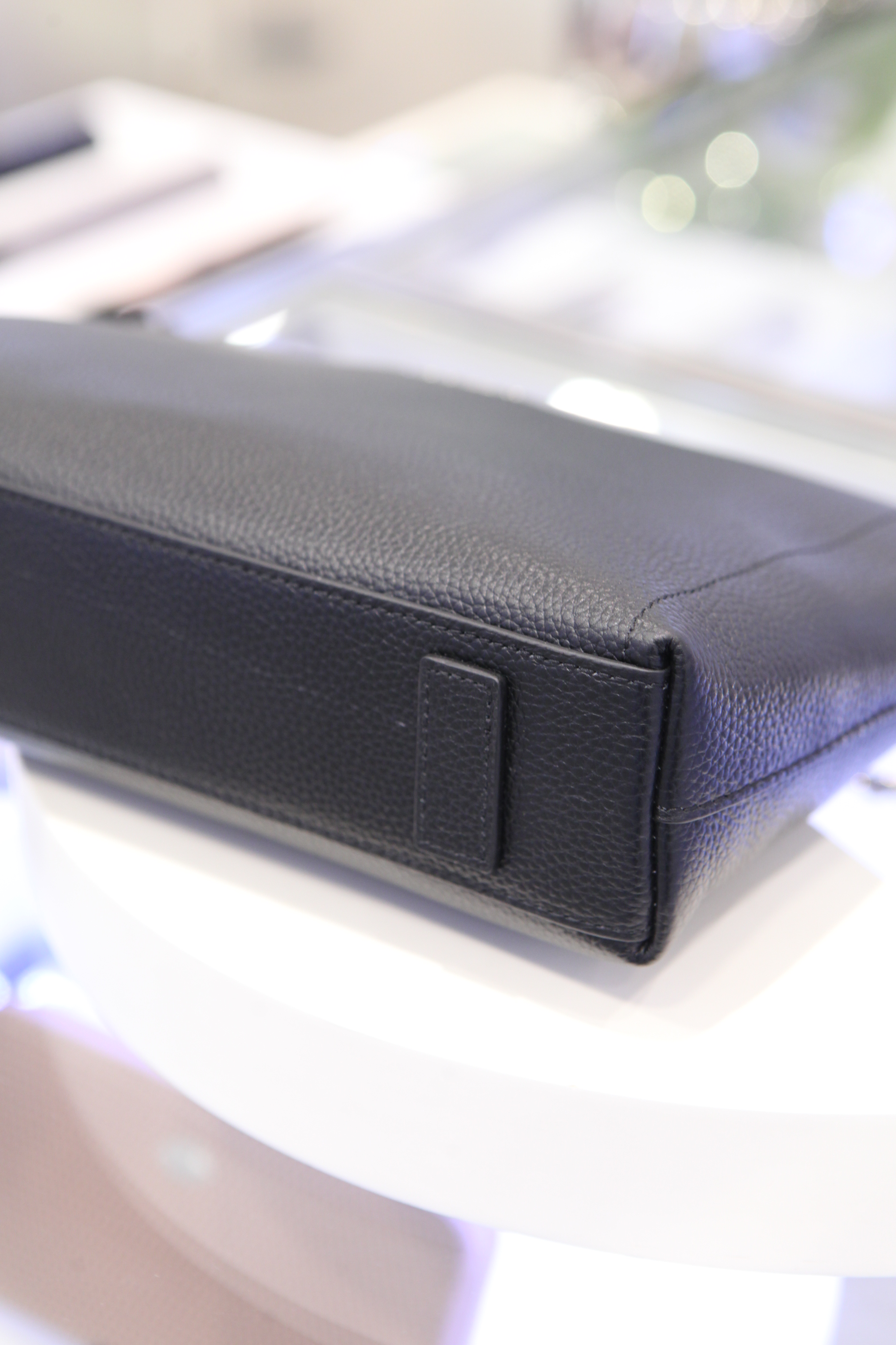 <b><p>Love Cat O Basic 5 Shoulder LHS2S923BL</p></b><b><p>ロブケトOベーシック5ショルダーバッグLHS2S923BL</p></b><br /><br /><p align='center'>