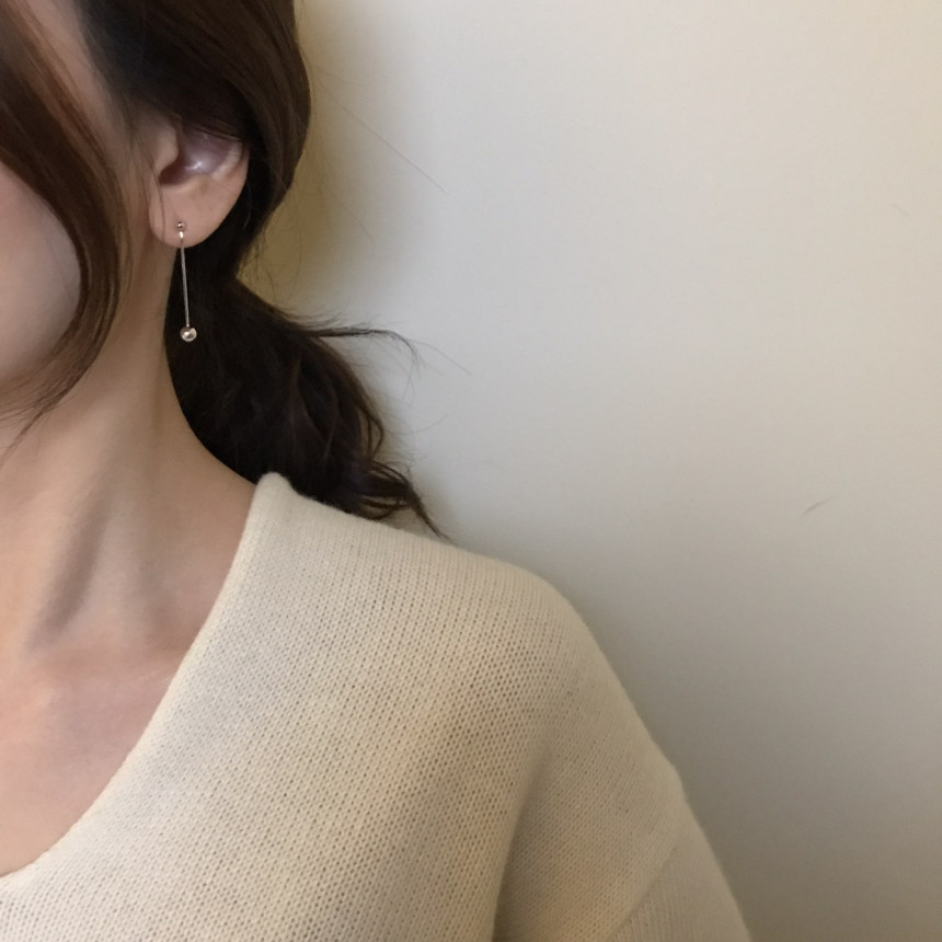 all silver Dosson Basic Ball Drop Earring