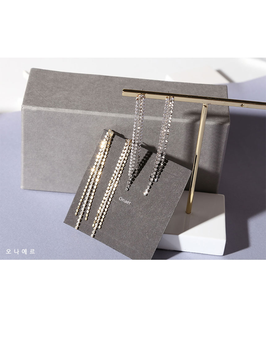 Bold Drop Earrings Antique Cubic Cubic Ears Daily 