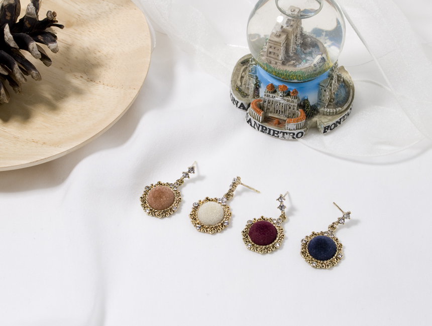 Glam Jewel Bold Drop Earrings Antique Winter Party