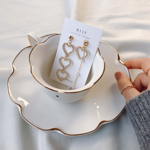 Lovely Goodbye Heart Drop Earrings 2color Pearl Un