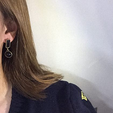 Simple rough black drop earrings Antique antique b