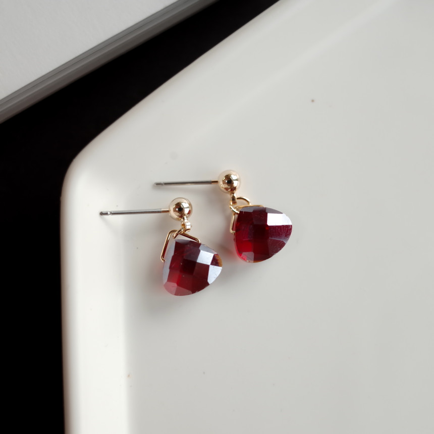 NO.66 Mini Swan Cutting Swarovski Earrings Stylish