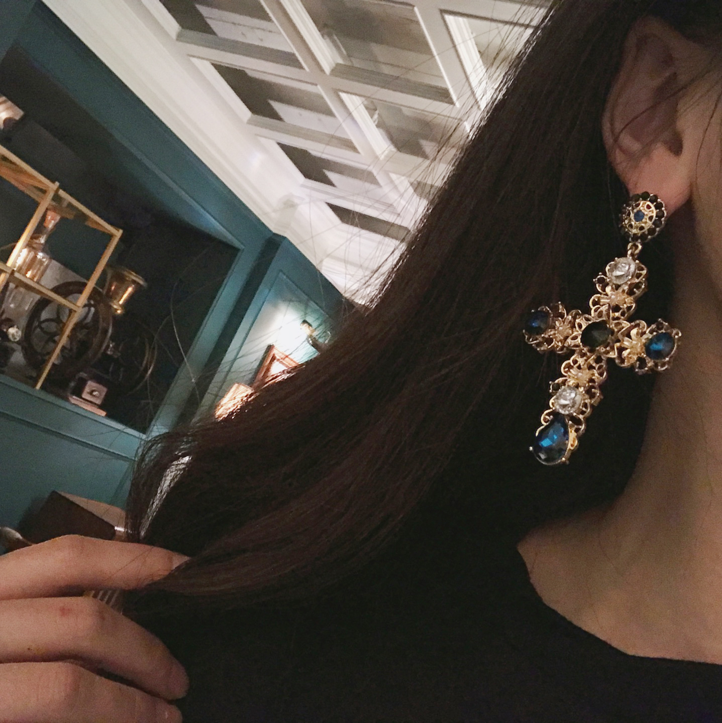 Baroque Bold Cross Earrings 4color Antique Jenny C
