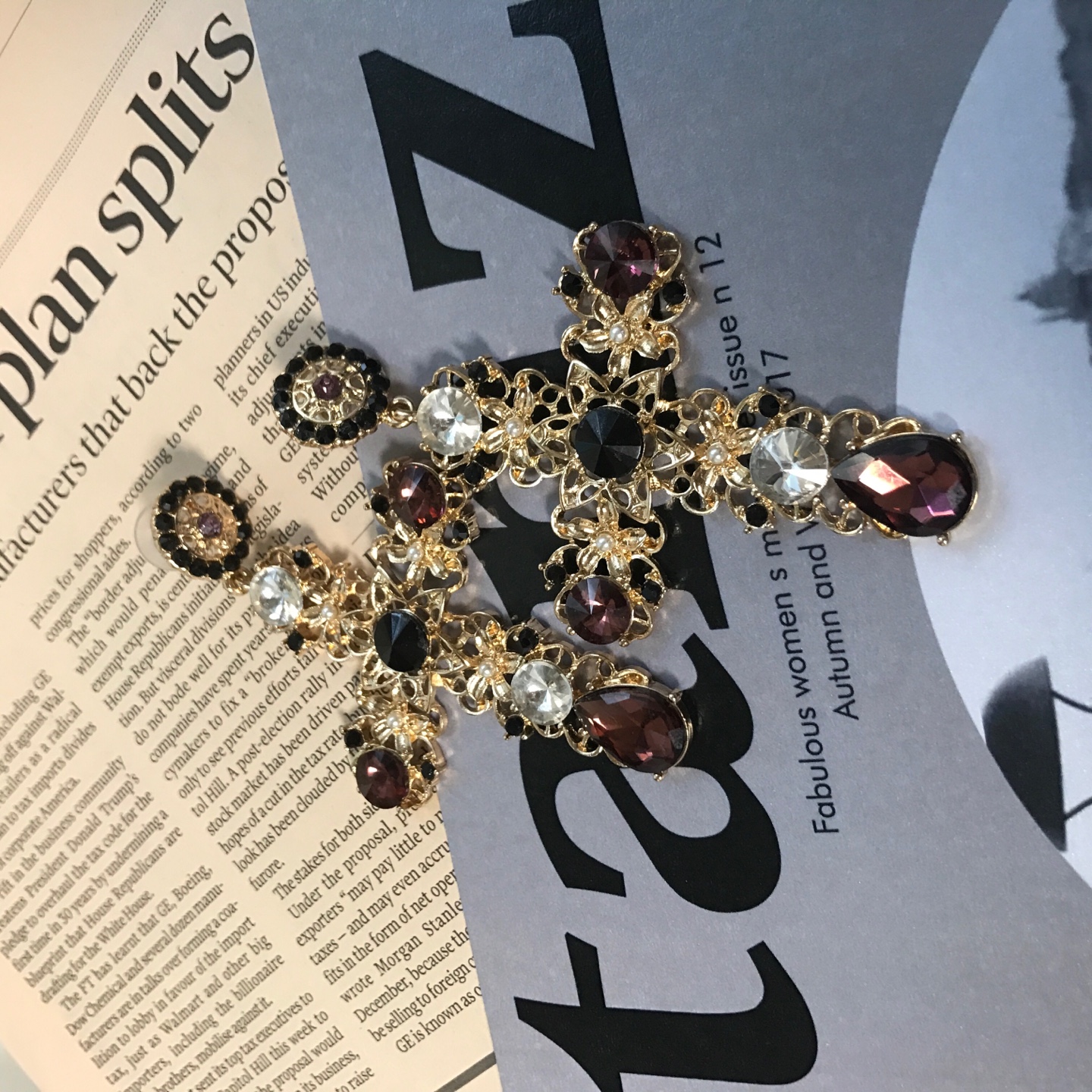 Baroque Bold Cross Earrings 4color Antique Jenny C
