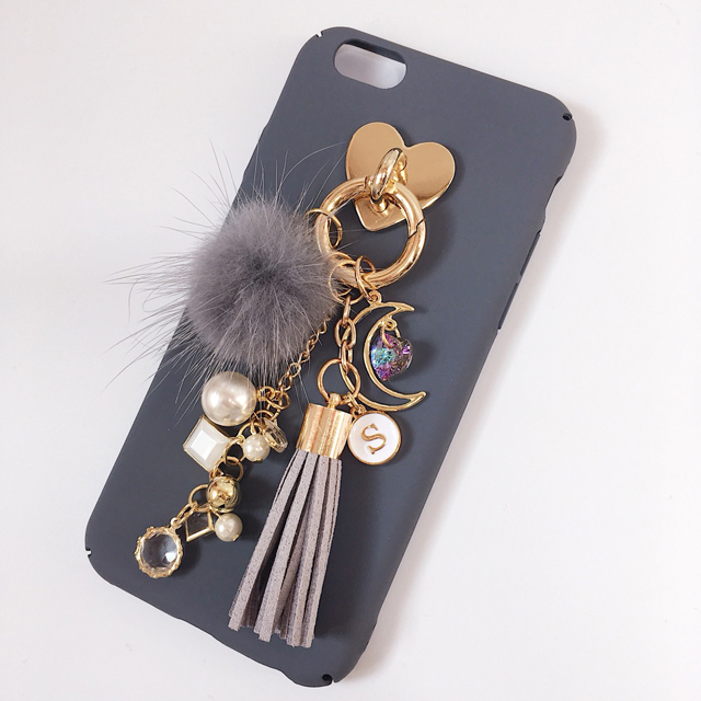 <b><p>Galaxy Note Pom foam Initi Keyring Tassel</p></b><b><p>ギャラクシーノート8ポンポンがイニシャルキーリングタッセルケースiPhone 8のガールフレンドの贈</p></b><br /><br /><p align='center'>
