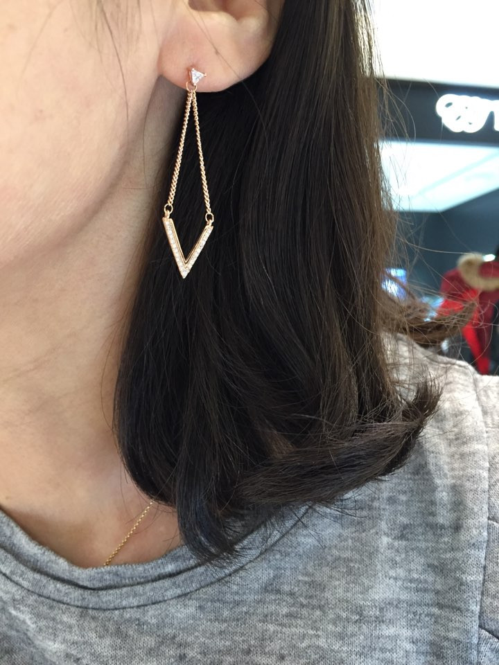 Eileen Earl Drop Earrings AJBE2377