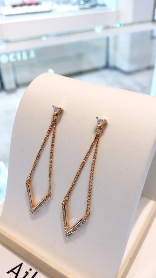 Eileen Earl Drop Earrings AJBE2377