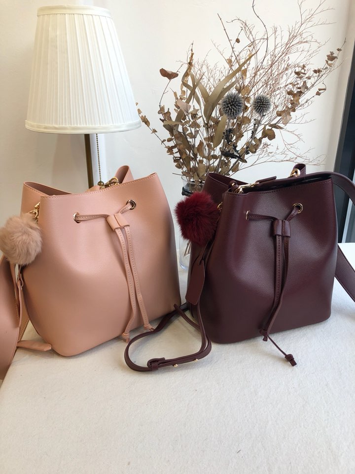 <b><p>Do not pour foam buckle 5color Daily Bag</p></b><b><p>無排ポンポンがバケットバッグ5colorデイリーショルダーバッグオフィスバッグ秋、20代の女性のバッ</p></b><br /><br /><p align='center'>