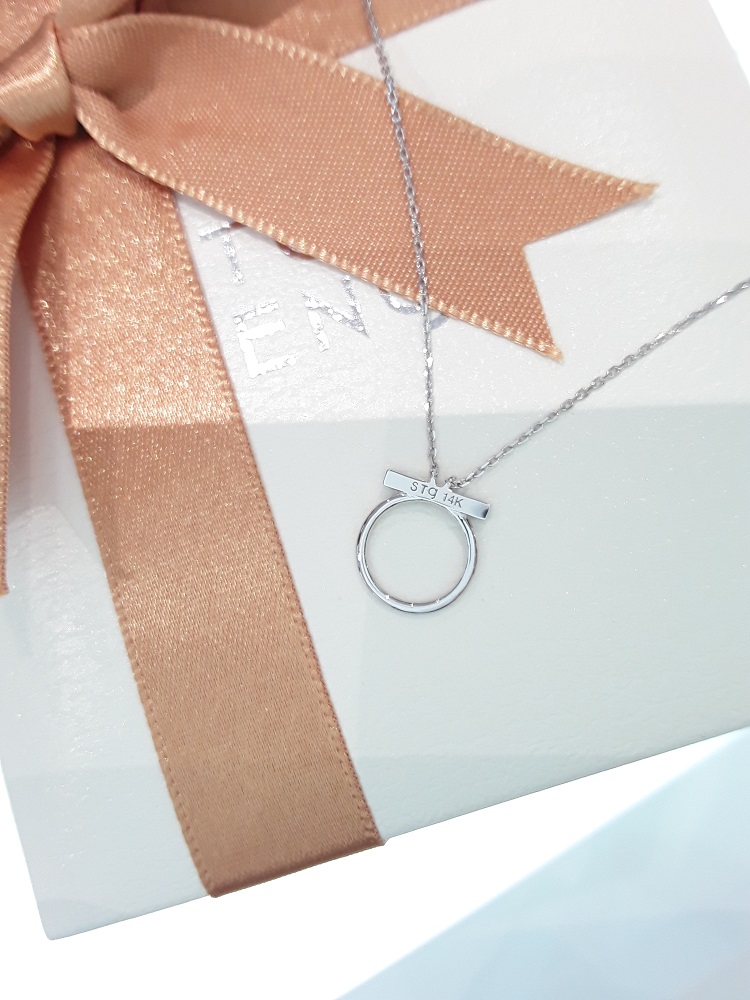 Stonehenge White gold necklace I0077 Wedding look 