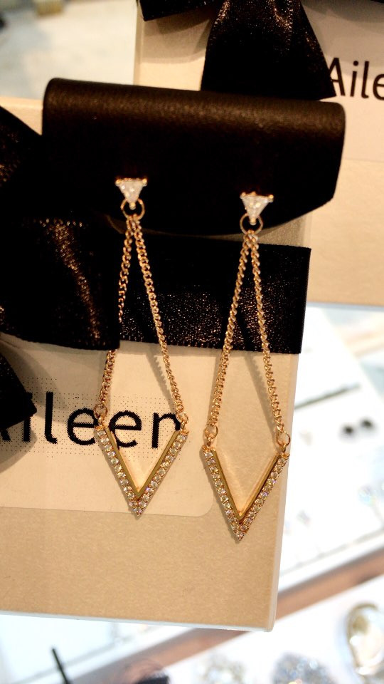 Eileen Earl Drop Earrings AJBE2377