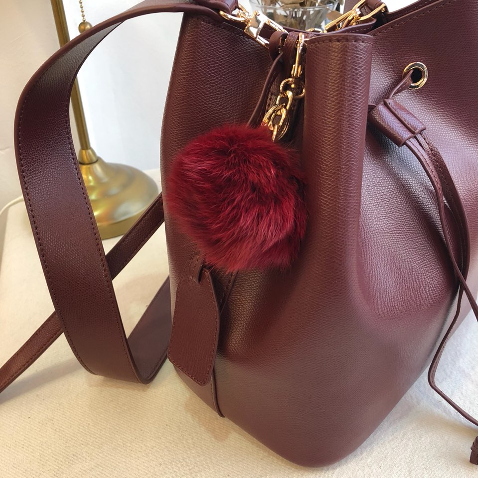 <b><p>Do not pour foam buckle 5color Daily Bag</p></b><b><p>無排ポンポンがバケットバッグ5colorデイリーショルダーバッグオフィスバッグ秋、20代の女性のバッ</p></b><br /><br /><p align='center'>