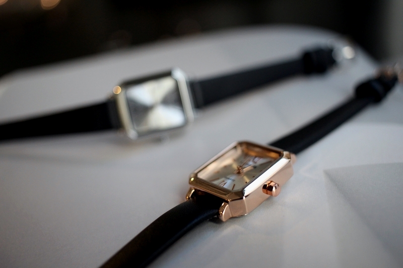 <b><p>Shine black Woman leather wrist clo 2cor</p></b><b><p>シャイン ブラック 女性 レザー 手首 時計 2色 ファッション ギフト デイリー</p></b><br /><br /><p align='center'>