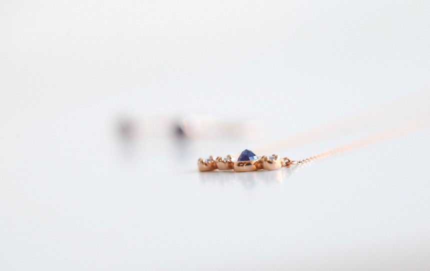 Sapphire simple diamond necklace Unique design uni