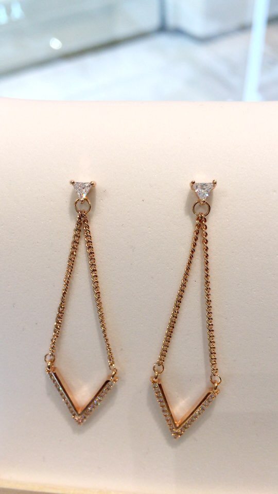 Eileen Earl Drop Earrings AJBE2377