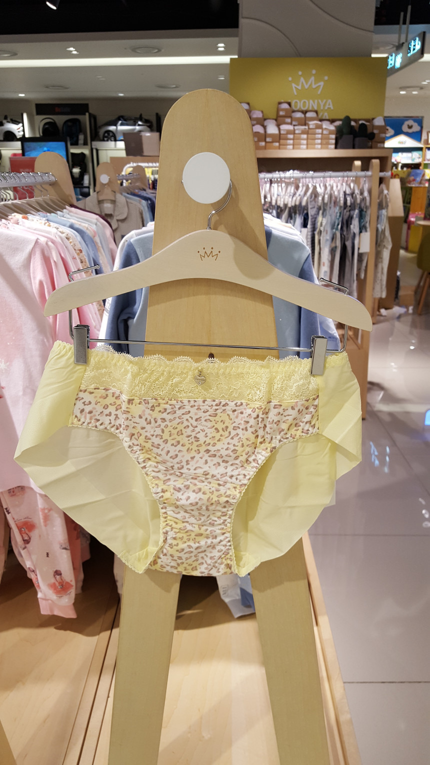 Love Hip Hop Brief M1XADFAE06