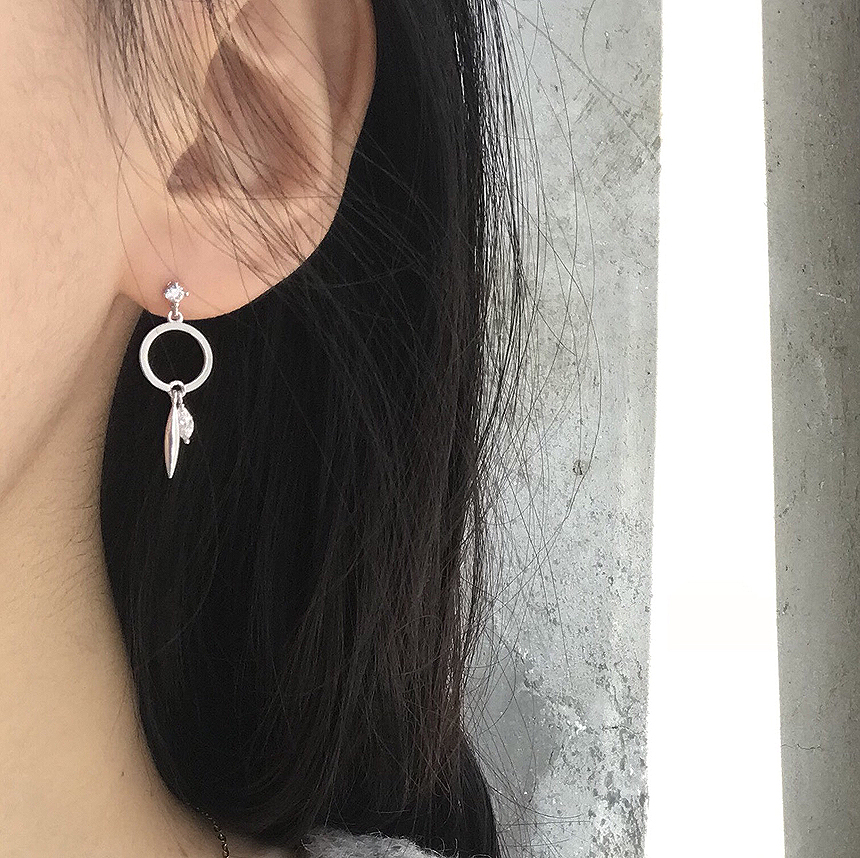 Allergy Preventive It Drop Earrings Twenties Women