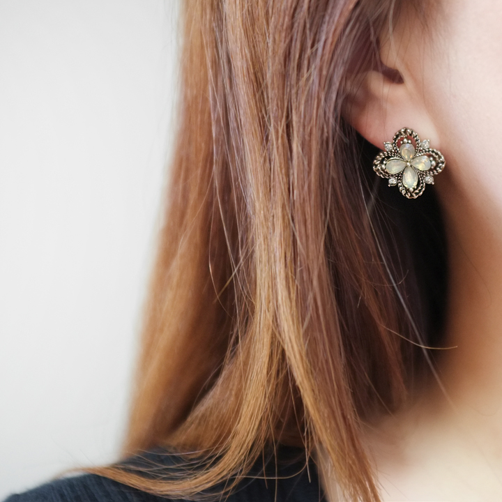 Glam Jewel Bold Drop Earrings Antique Winter Party