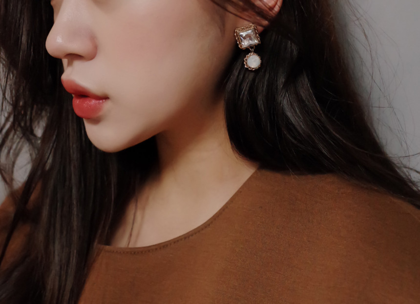 Frill Square Princess Silver Earrings Stylish Chic