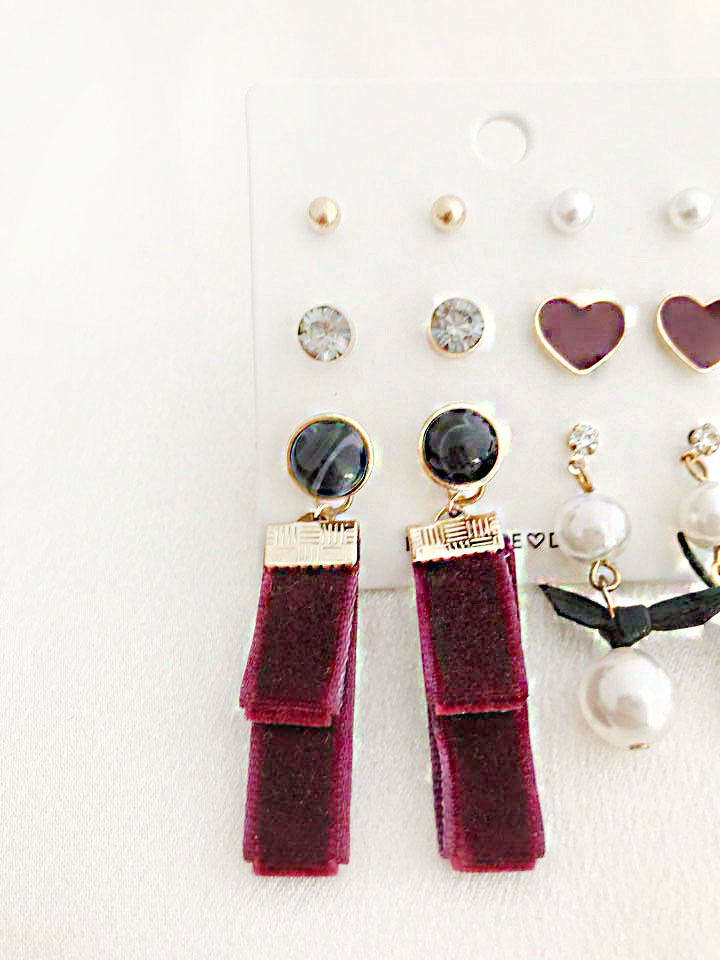 Velvet pearl drop 12-piece set Earrings Modern gli