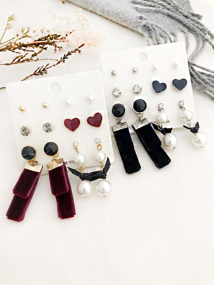 Velvet pearl drop 12-piece set Earrings Modern gli
