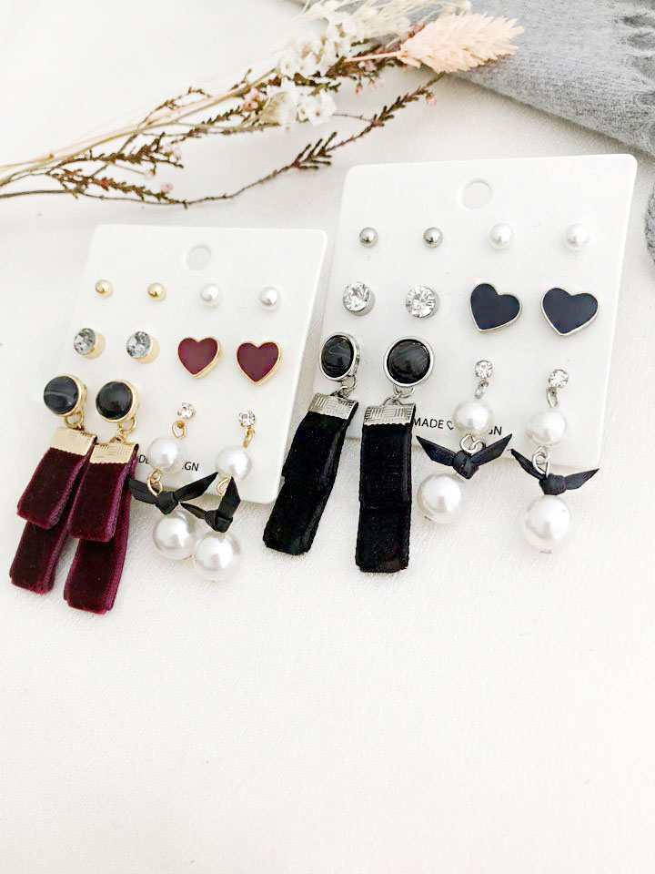 Velvet pearl drop 12-piece set Earrings Modern gli