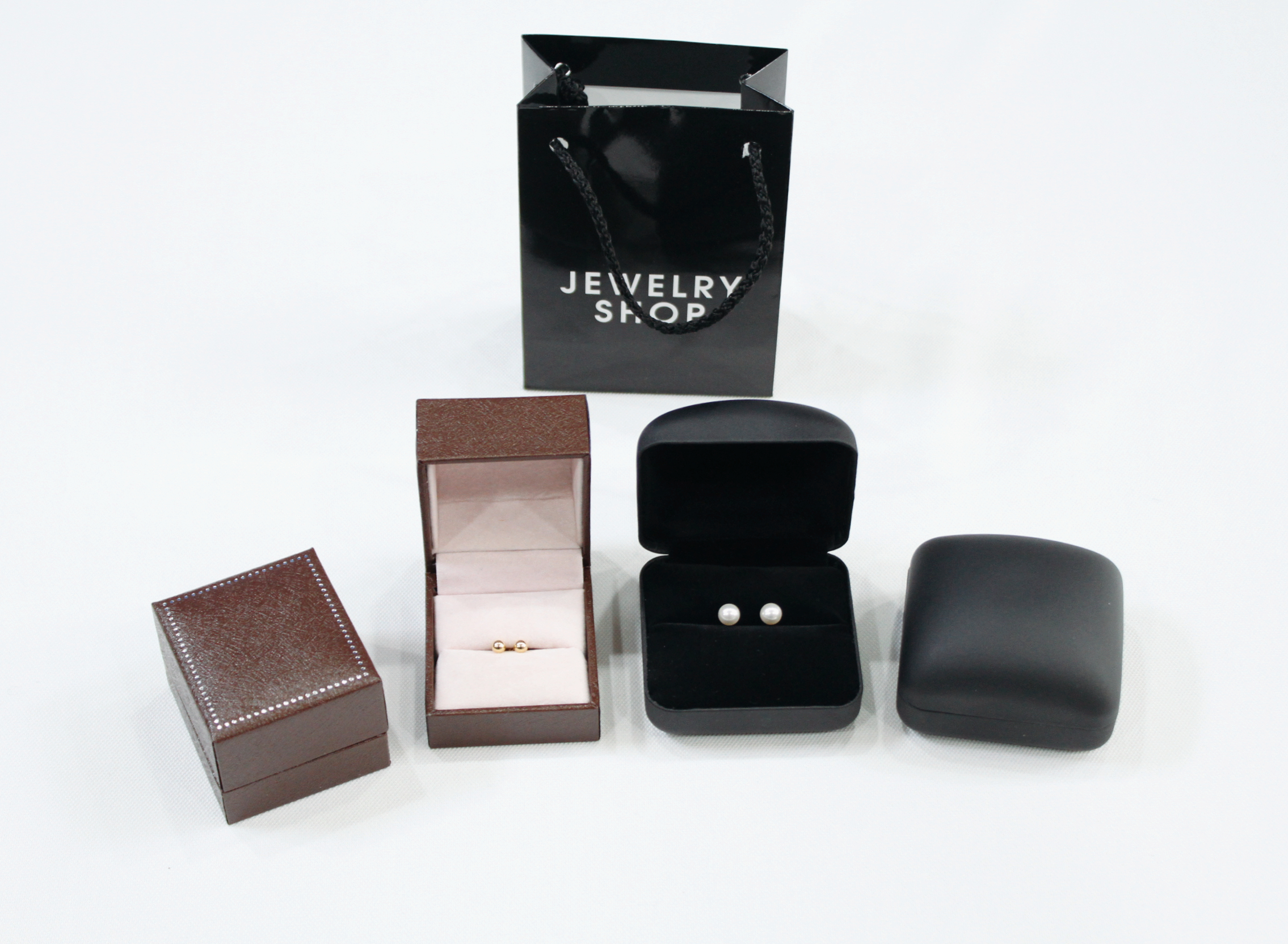 <b><p>14K earring Cubic k gold pretty daily simple</p></b><b><p>14K イヤリング キュービック kの金 きれいな kデイリー シンプル kギフト</p></b><br /><br /><p align='center'>