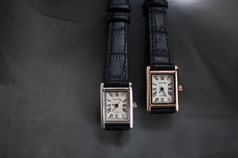 <b><p>Urban classic square Wom leather wrist ock</p></b><b><p>アーバン クラシック 正方形 女性 レザー 手首 時計 2色 ファッション 20代</p></b><br /><br /><p align='center'>