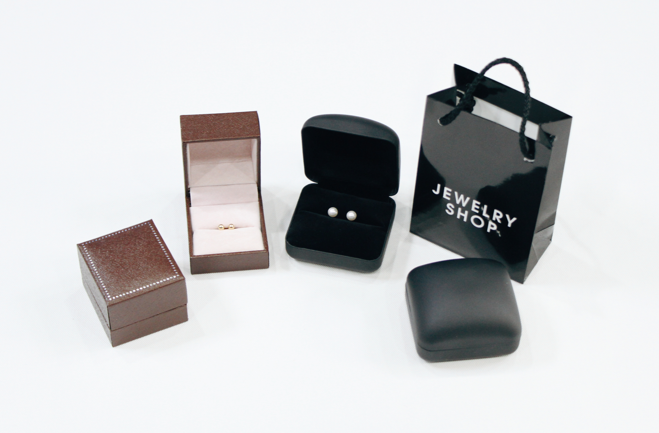 <b><p>14K earring Cubic k gold pretty daily simple</p></b><b><p>14K イヤリング キュービック kの金 きれいな kデイリー シンプル kギフト</p></b><br /><br /><p align='center'>